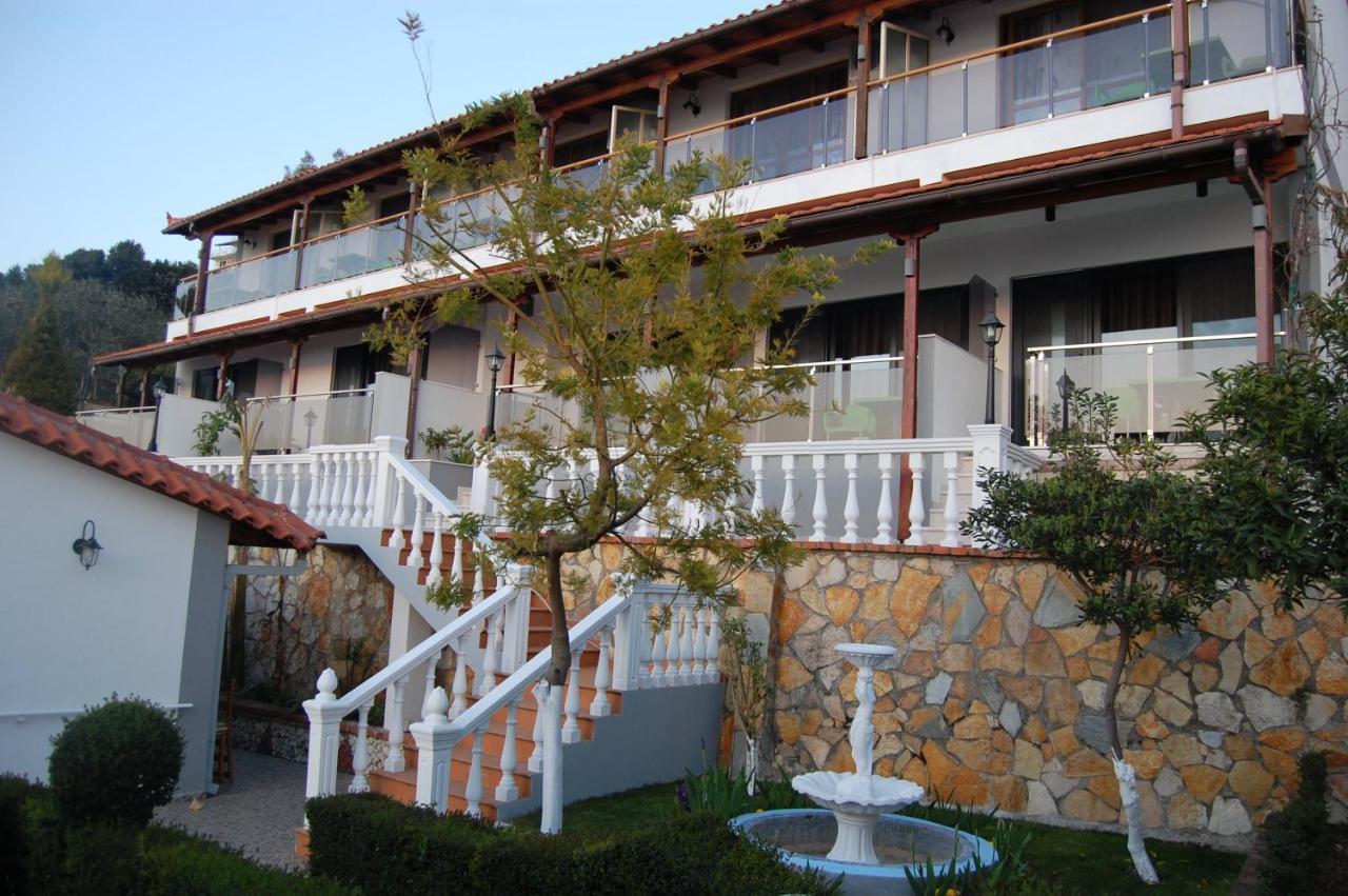Hotel Ramosaco, Radhime, Vlore Exterior foto