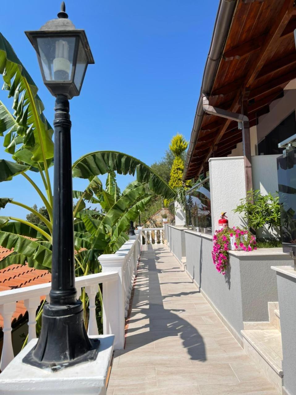 Hotel Ramosaco, Radhime, Vlore Exterior foto