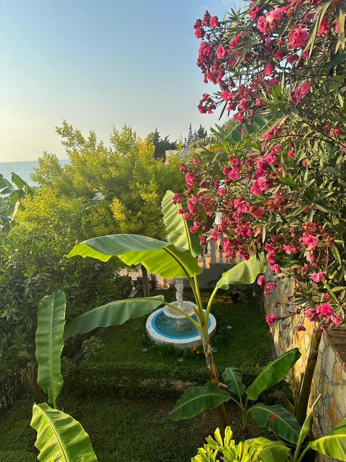 Hotel Ramosaco, Radhime, Vlore Exterior foto