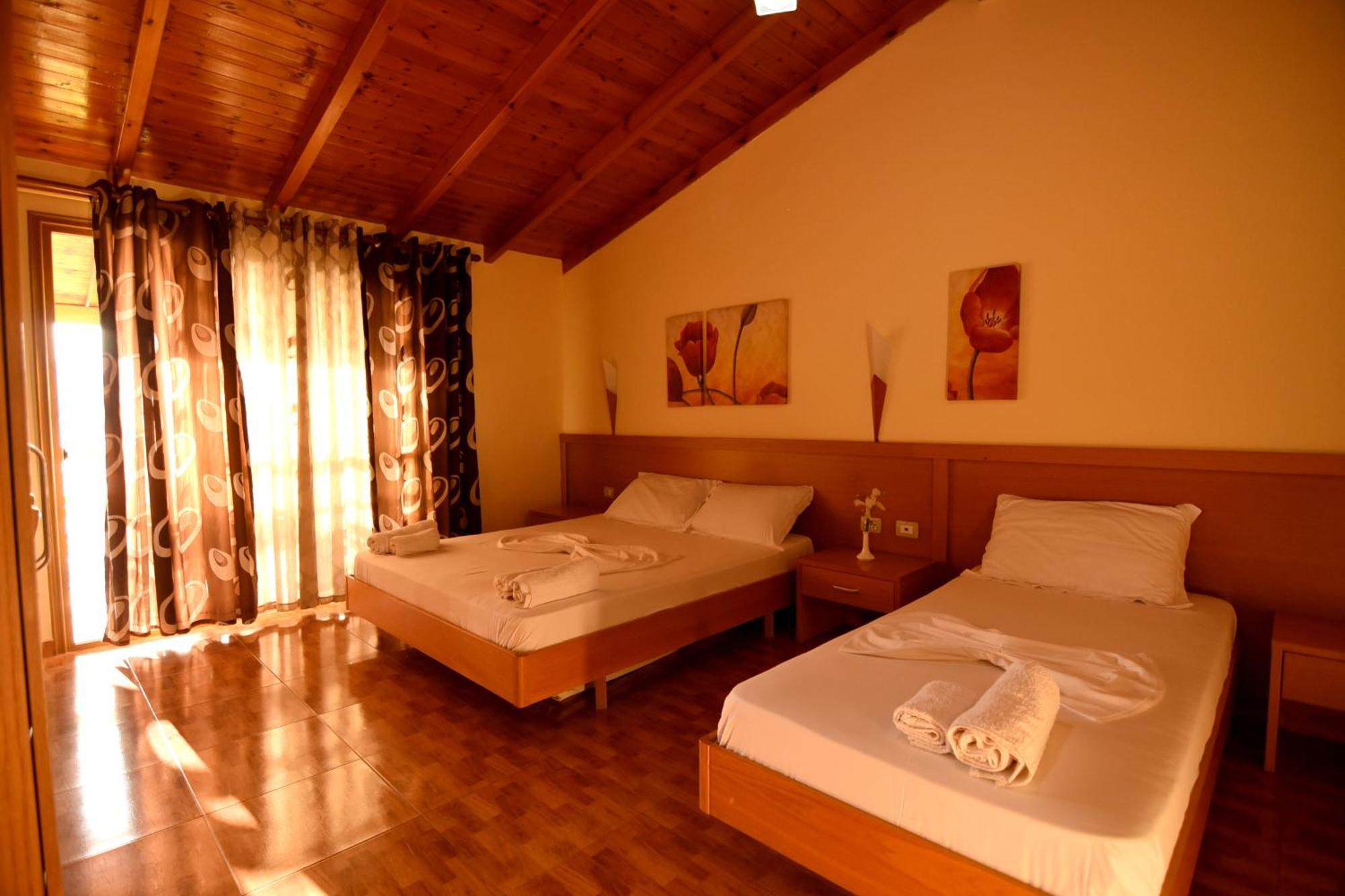 Hotel Ramosaco, Radhime, Vlore Exterior foto