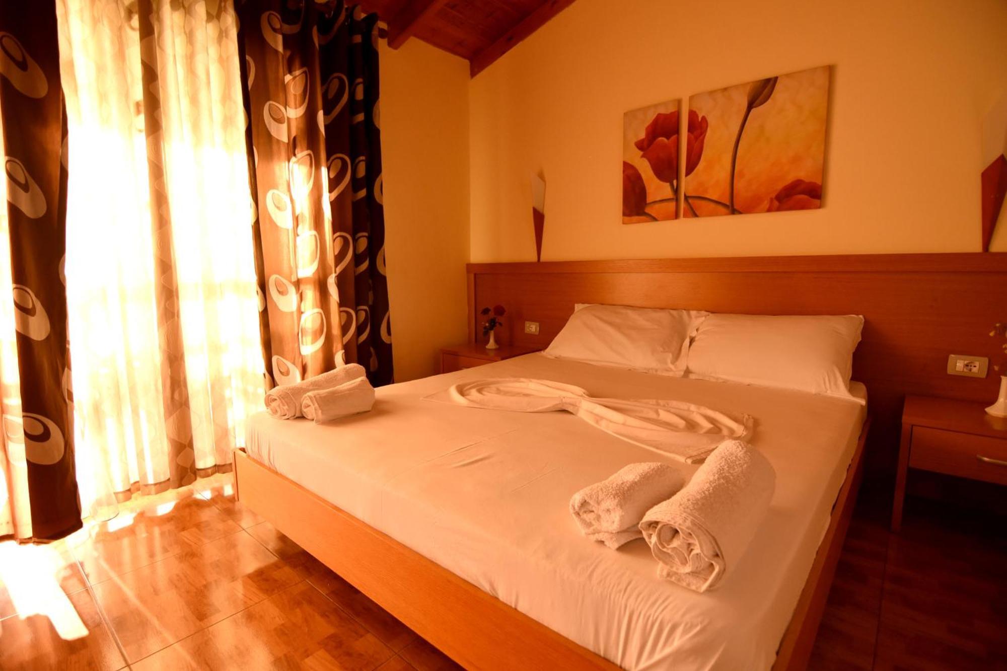 Hotel Ramosaco, Radhime, Vlore Exterior foto