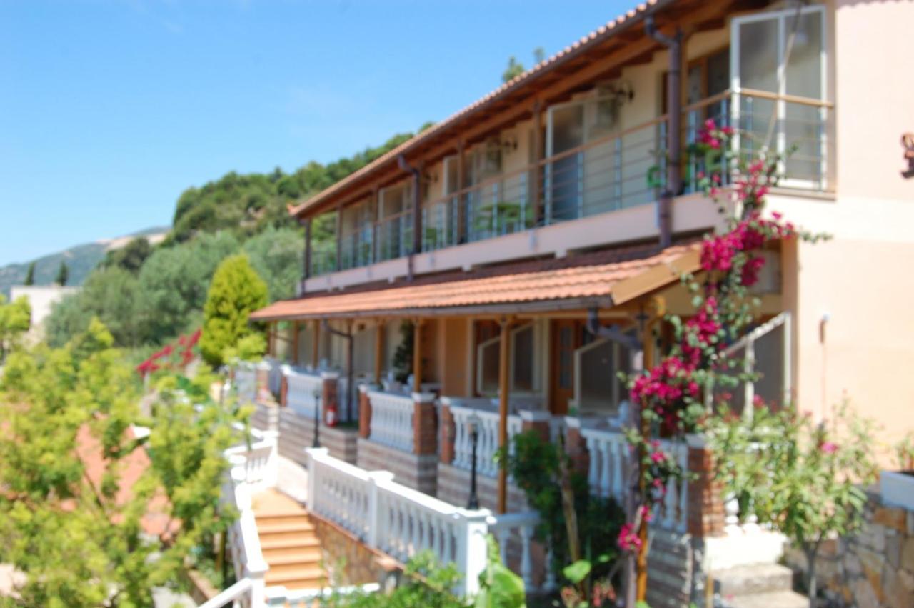 Hotel Ramosaco, Radhime, Vlore Exterior foto